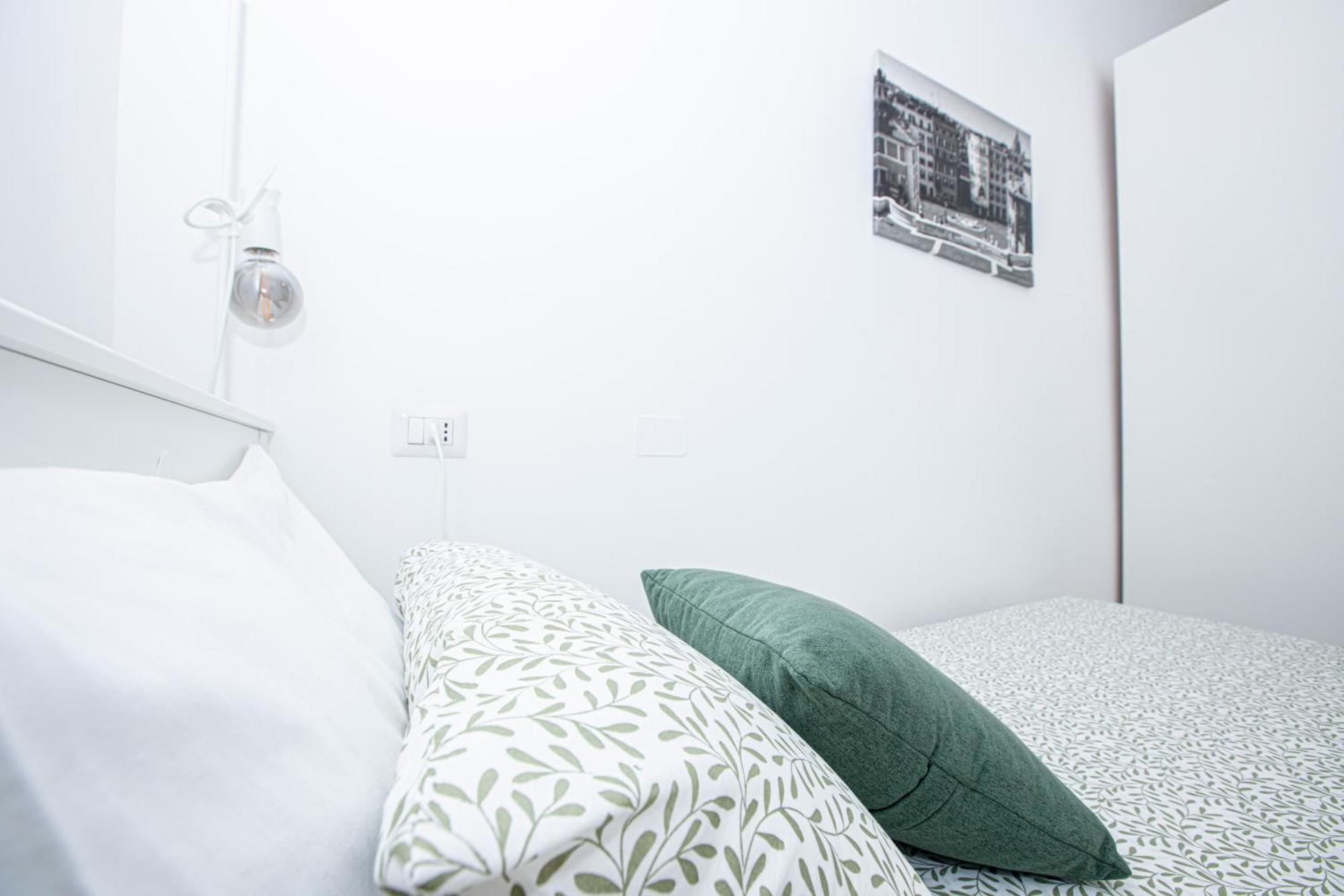 Apartment Emily A *